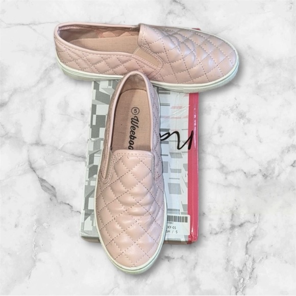 Nanamacs hitting the streets slip on sneakers (blush) Weeboo quilted size 5 - Picture 1 of 7